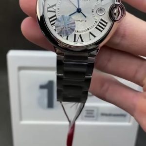 AF's Ultimate Masterpiece! Cartier 42mm Ballon Bleu WSBB0025 Men's Watch Collection! Upgraded 2824 Movement Series Arrives with a Bang! Exceptional Value, the Finest Version Available! AF Fully Upgraded! Striving for Perfection in Every Detail: 1. Case Craftsmanship: Swiss-grade precision polishing!Genuine blue spinel crown! Unmatched curvature and crescent-shaped texture! Flawless sapphire crystal with fish-eye bubble effect and crescent 🌙 aperture! Multiple case combinations meticulously crafted! Triple-strength water resistance! Premium bracelet with brushed finish for exceptional tactile feel! Exquisitely engraved case back logo—identical to the original! 8 authentic-grade screws! All components above are interchangeable with genuine watches! No difference! 2. Dial Interior: Genuine OEM-grade dial! The most challenging and ultimate replica! Top-tier authentic blue-steel hands! Calendar strip color, font, and thickness are consistent! Outperforms all market versions! AF's extreme replica standards! Pursuing the ultimate!3. Movement: Top-tier Haoou 2824 movement! Meticulously assembled by master watchmakers, ensuring exceptional stability and precision. Extremely low return rate! A must-have!4. One watch, one serial number, one tag—all three codes match! Scanned data perfectly replicates the genuine article! No more red warranty cards like those used in boutiques! Instead, we provide large-format invoices! We don't replicate invoices! Nor do we use those obviously fake packaging found elsewhere! AF's packaging is identical to the genuine article! Superb anti-counterfeiting! Welcome to appreciate! 5. The strongest and best value for money! Three versions! Steel bracelet! Alligator leather! Italian calfskin! Exceptional value! Buying is earning! AF only compares with genuine products! We can provide you with authentic watches and our replicas! Welcome to evaluate! 👉View details: #MiniProgram://WeChatAlbum/ClickToView👉/Q1Y56ZKv0qxrznf